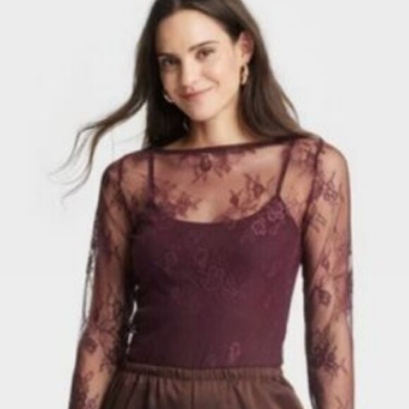 A New Day Burgundy Lace Top - Picture 2 of 5